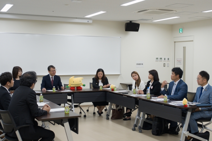 国立兵庫教育大学とアースエイトユニバーサルスクールは包括連携協定を締結致しました。